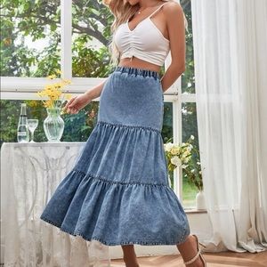 High waisted ruched ruffle hem denim skirt